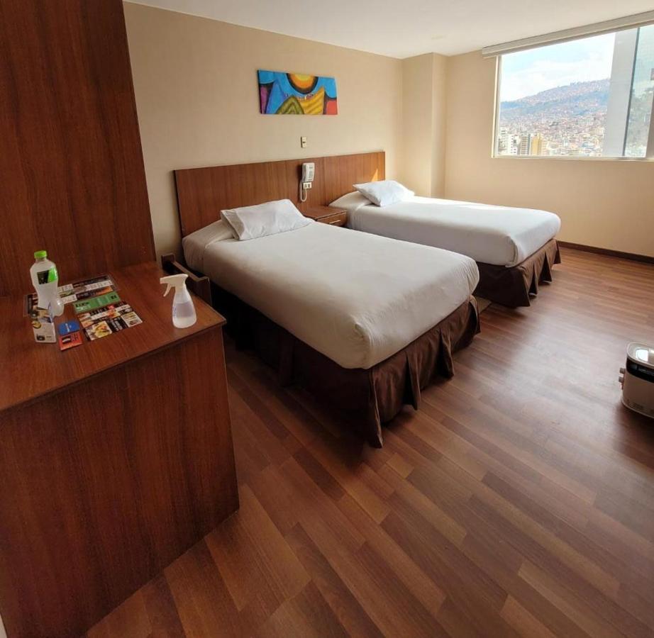 Hotel Madrid ลาปาซ ภายนอก รูปภาพ