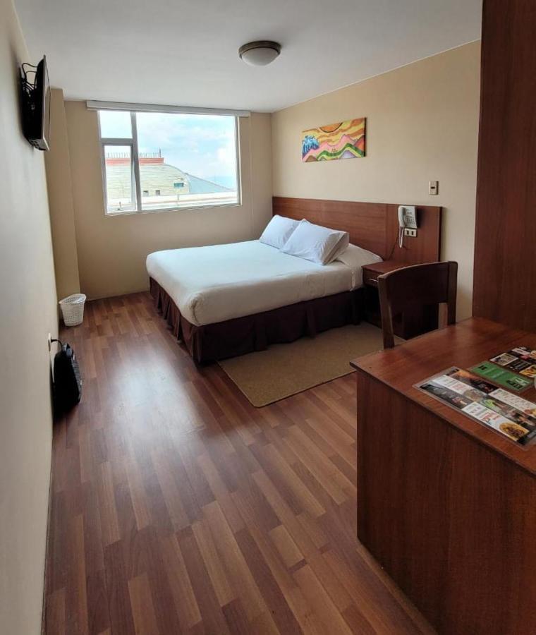 Hotel Madrid ลาปาซ ภายนอก รูปภาพ