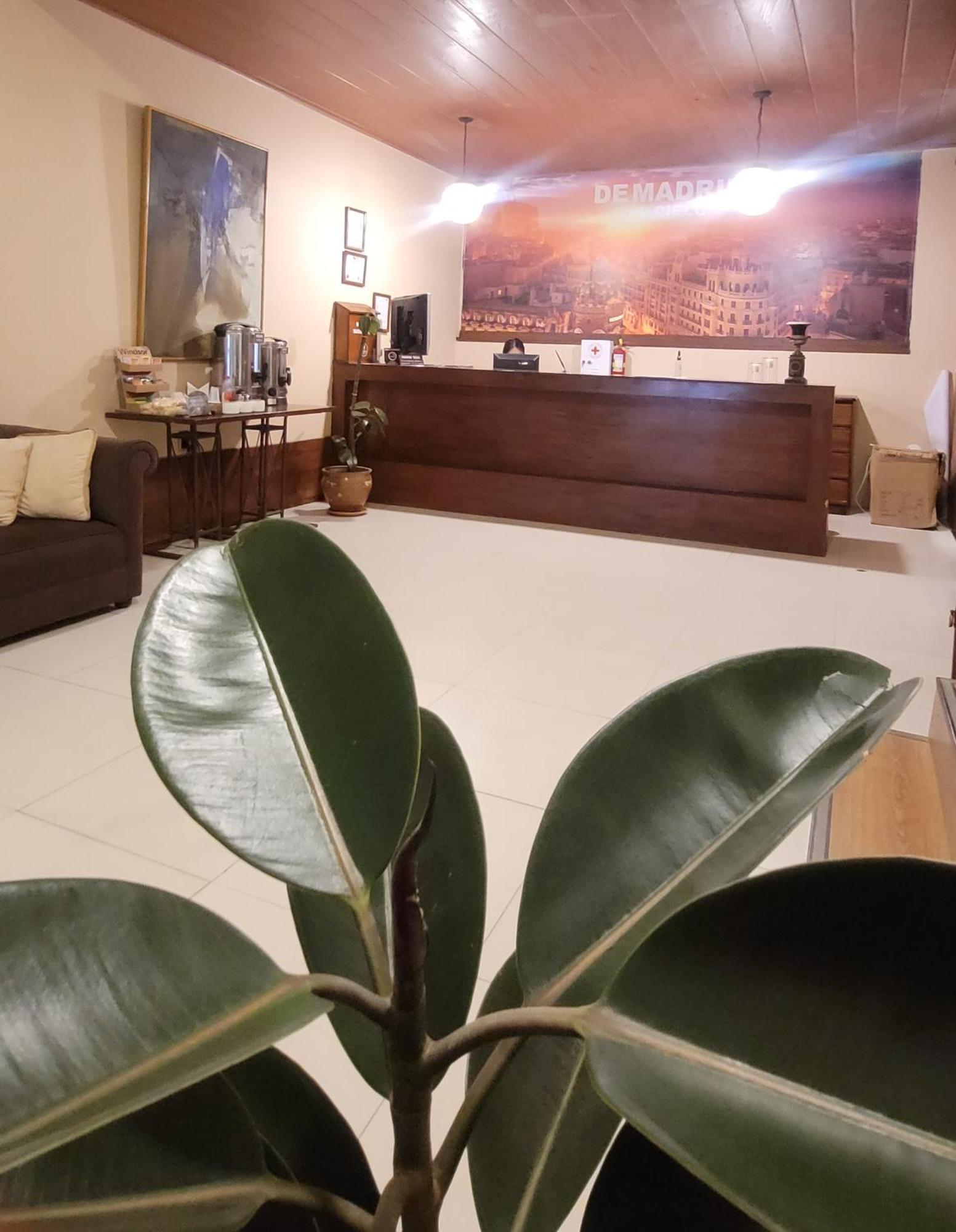 Hotel Madrid ลาปาซ ภายนอก รูปภาพ